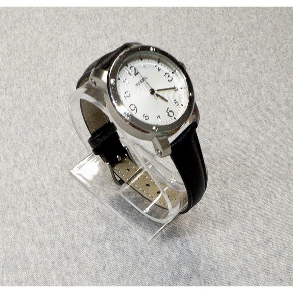 Fossil Accessories - Fossil‎ Minimalist Black & White 34mm Watch New Battery